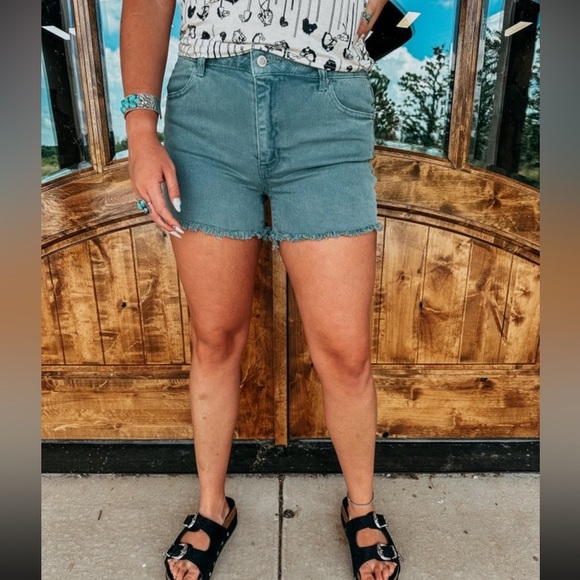 Zenana Acid Washed Frayed Cutoff Hem Shorts | Teal | | NEW/NWT!!🦋🦋 - Picture 1 of 9